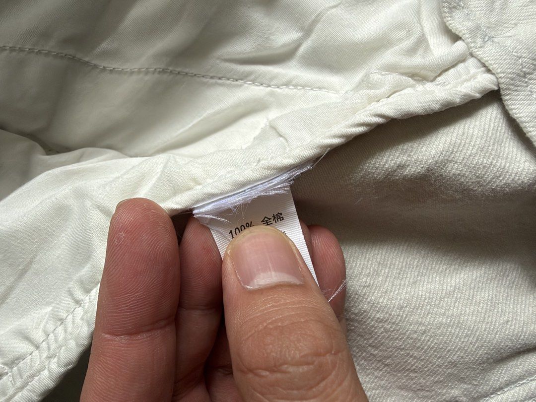 All Saints White Denim Balfern Jacket (Category: Coats, Jackets and Outerwear) located in Lipa City. Submitted by bagabonds (Listing ID 1470938405, Image 3). Description: The care tag inside has been cut off since the item was used personally. However, as shown in the photos, there is proof that the care tag was originally there. Drop your offers ☺️.