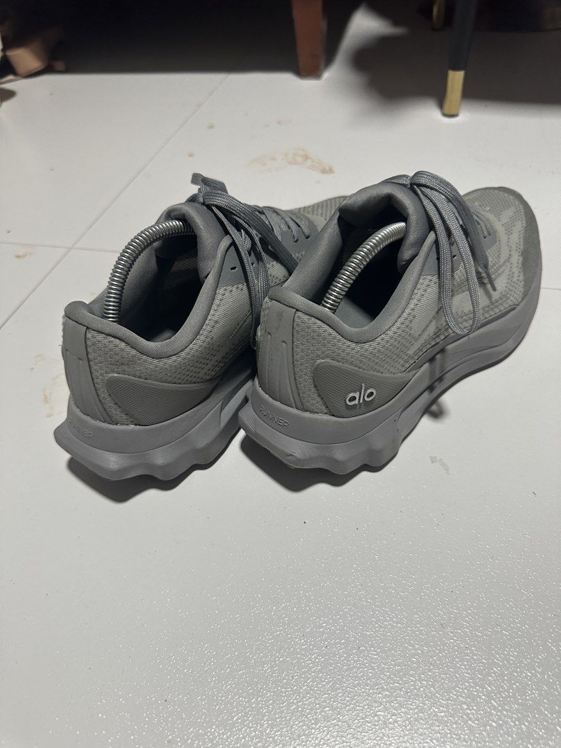 ALO RUNNING SHOES (Category: Sneakers) located in Angeles City. Submitted by royal_vintage_thriftshop (Listing ID 1471068829, Image 3). Description: No box Only shoes No issue Good condition .