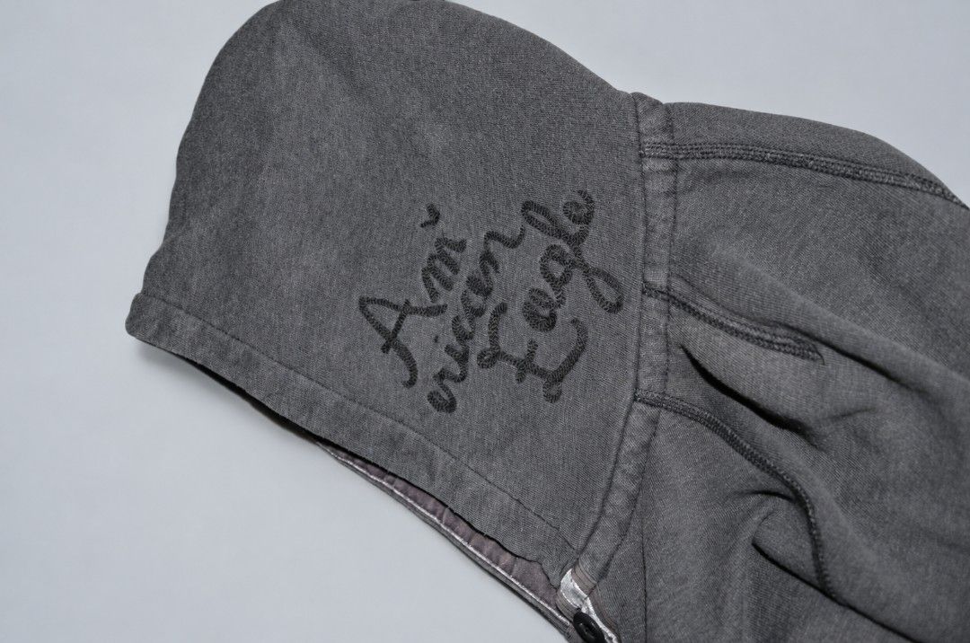 American Eagle Buttoned Hoodie (Category: Hoodies) located in Manila. Submitted by yvl.mnl (Listing ID 1470975547, Image 3). Description: .