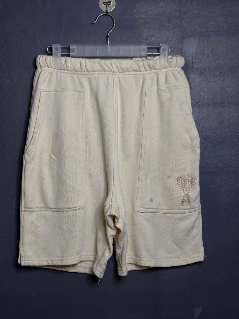 Ami short (Category: Luxury Apparel) located in Quezon. Submitted by johh_sebastian (Listing ID 1470995720, Image 2). Description: color rate 9/10 need wash dimensions waist 30to36 length 21 negotiable.
