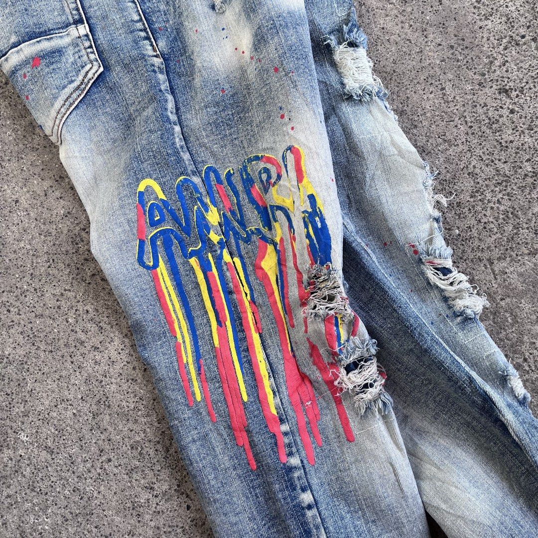 Amiri Skinny Fit (Category: Jeans) located in Nagcarlan. Submitted by swiftgem-d189 (Listing ID 1471044266, Image 3). Description: Pm for more details!.
