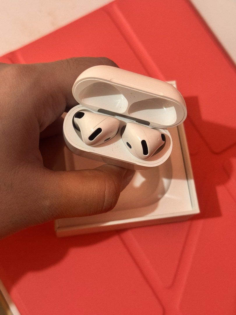 Apple AirPods 4 (ANC) RUSH (Category: Headphones & Headsets) located in Manila. Submitted by lovedby_ly (Listing ID 1470943357, Image 2). Description: - Authentic Apple AirPods 4 (ANC) - Includes original charging case, packaging box, and manuals - Clean condition and 100% fully functional - Delivers amazing sound quality with a very comfortable fit - Easy, instant pairing with your iPhone.