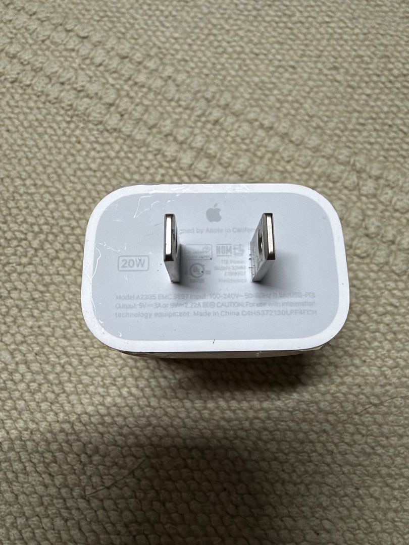 Apple USB-C Power Adapter (Category: Chargers & Cables) located in Makati City. Submitted by monchbrioso (Listing ID 1460416400, Image 3). Description: - 20w Genuine White Apple USB-C Power Adapter - original from ipad pro packaging - Ideal for fast charging iPhones, iPads, and other USB-C devices.