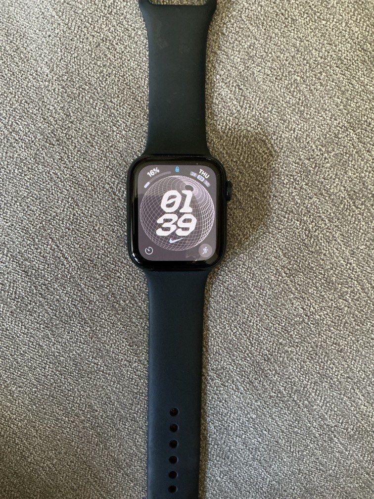 Apple Watch SE 2 44mm (Category: Wearables & Smart Watches) located in Villasis. Submitted by silent.pleasebuystuff (Listing ID 1470985682, Image 1). Description: In great condition Authentic Personal watch Charger and Box included Strap included Meet up in Rockwell only.