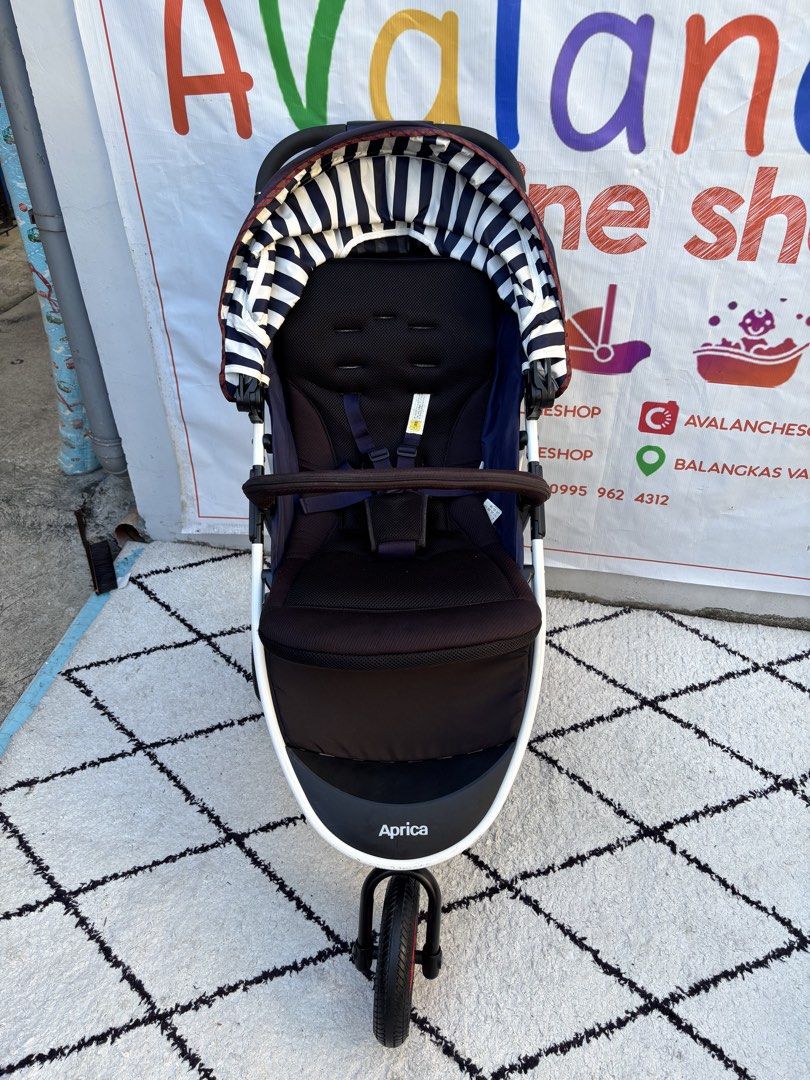 Aprica Smoove Jogger Stroller (Category: Strollers) located in Manila. Submitted by avalanchesonlineshopmainacount (Listing ID 1471022579, Image 2). Description: .
