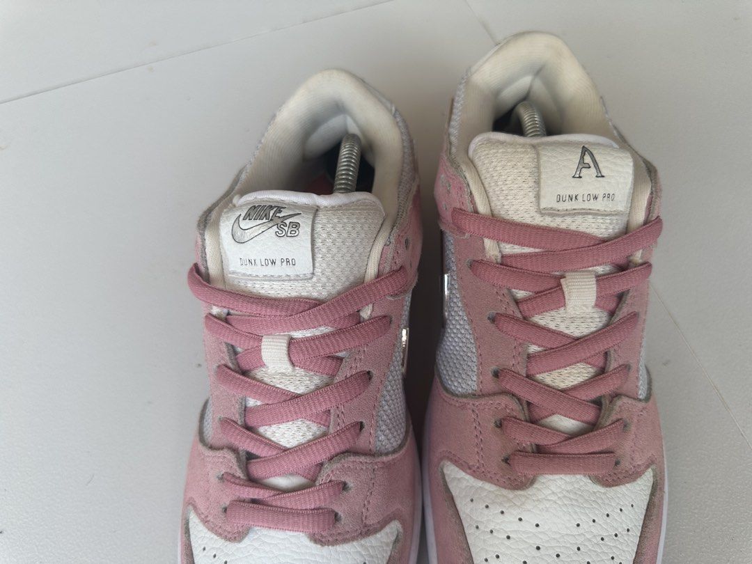 April Skateboards x Nike SB Dunk Low (Category: Sneakers) located in Angeles City. Submitted by royal_vintage_thriftshop (Listing ID 1470981591, Image 3). Description: April Skateboards x Nike SB Dunk Low Only shoes I’m not sure if it’s authentic..