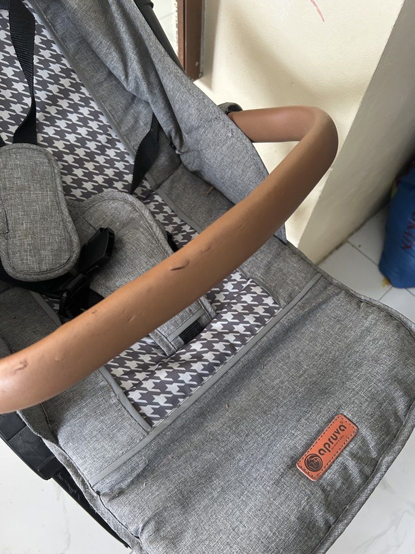 Apruva Stroller (Category: Strollers) located in Manila. Submitted by jovy_mae (Listing ID 1470996513, Image 2). Description: Slightly used, for nego pa din po yung price.