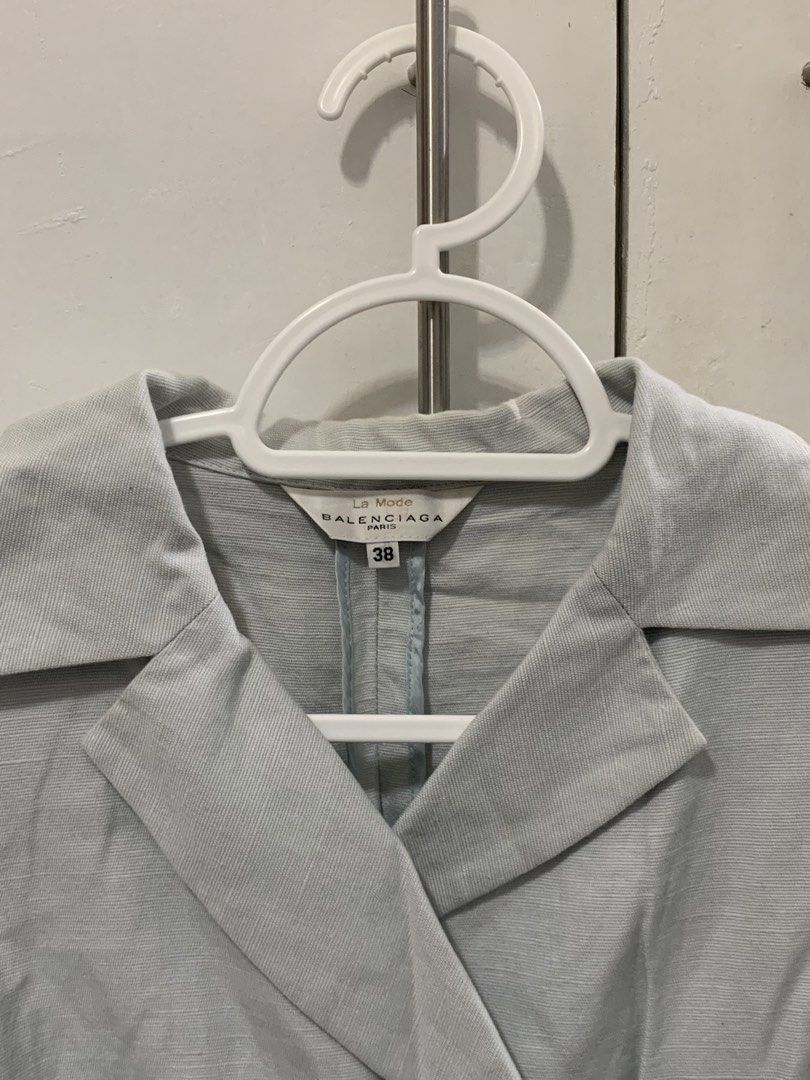 Archival Balenciaga La Mode Top (Category: Coats, Jackets and Outerwear) located in Manila. Submitted by archivo (Listing ID 1471077757, Image 2). Description: Details: - Size: S - Color rate: 10/10 - Condition: As new - Issue/s: None .
