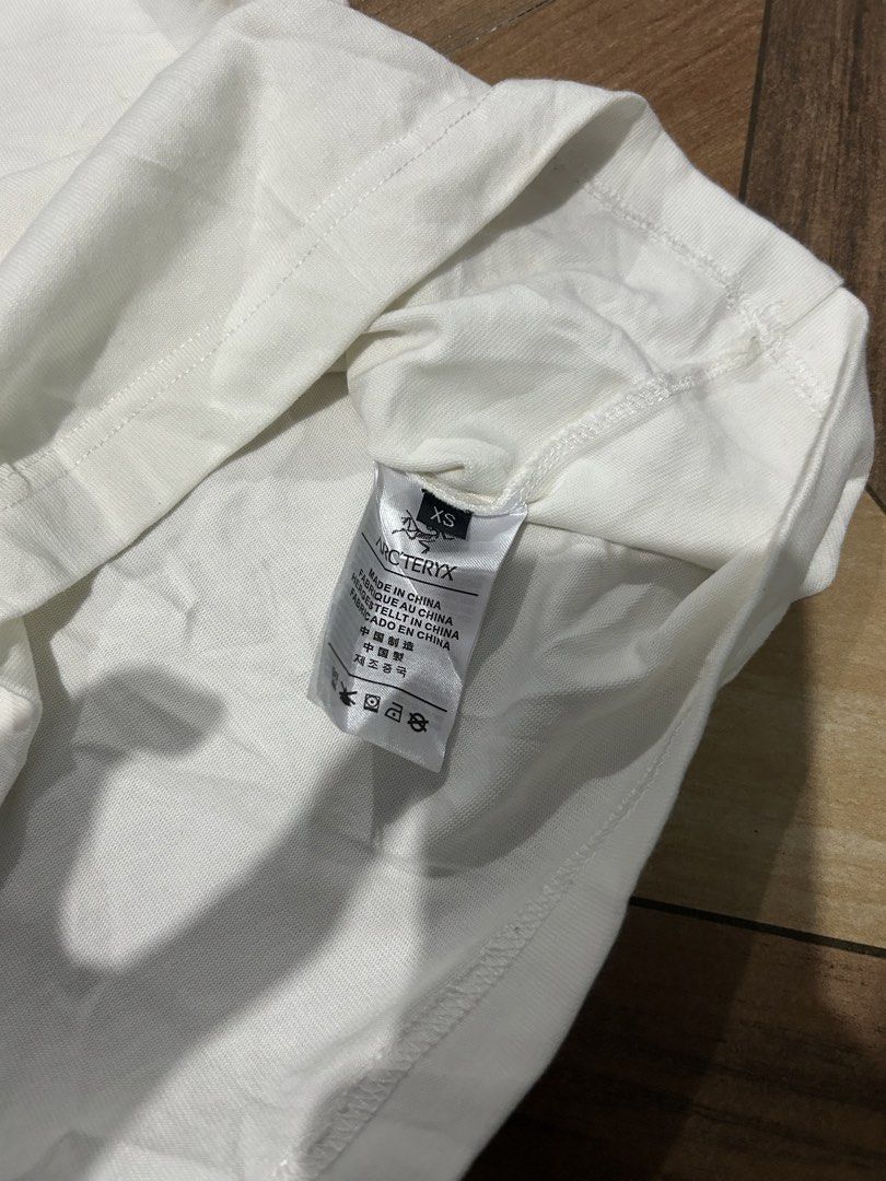 ARCTERYX (Category: Tshirts & Polo Shirts ) located in General Santos City (Dadiangas). Submitted by itzzur.rapi (Listing ID 1471039311, Image 3). Description: 21x25 DIMENSION.
