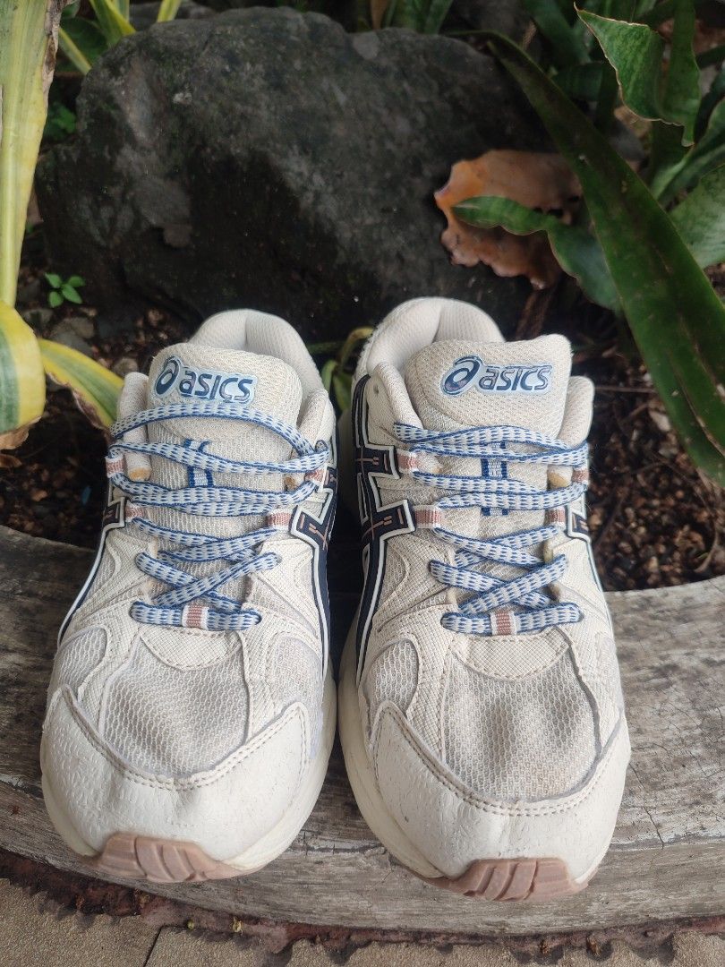 Asics gel kahana 8 (Category: Sneakers) located in Leyte. Submitted by jeromealar77079 (Listing ID 1471039293, Image 1). Description: slightly used minimal heel drag.