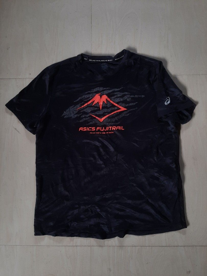 ASICS RUNNING FUJITRAIL LOGO SS TOP (Category: Activewear) located in Himamaylan. Submitted by thriftsouth6108 (Listing ID 1471066419, Image 1). Description: ASICS RUNNING FUJITRAIL LOGO SS TOP Size: L Dimensions: 20 x 26 Good as new No issue Can do shipping nationwide J&T Courier.