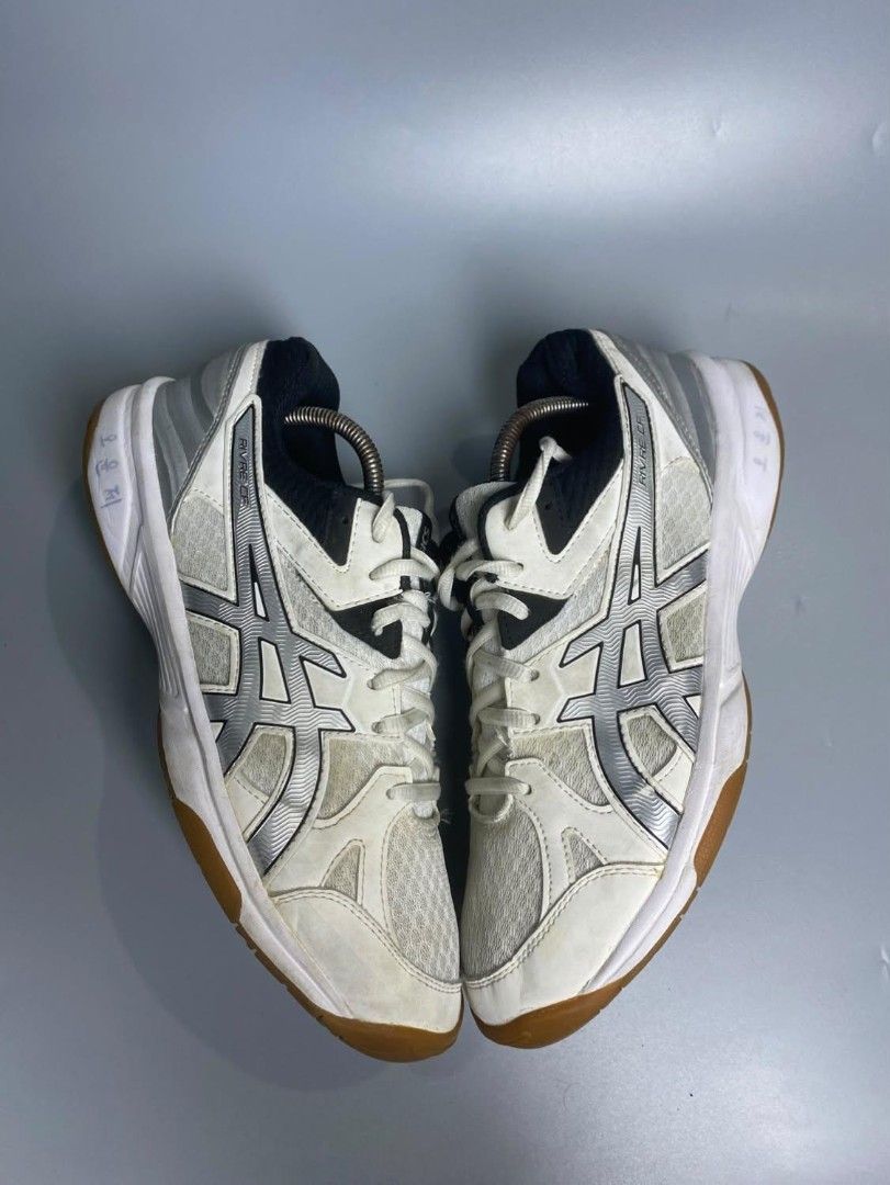 Asics rvre cf (Category: Dress Shoes) located in Clarin. Submitted by thrifterxbarber (Listing ID 1471074810, Image 2). Description: .