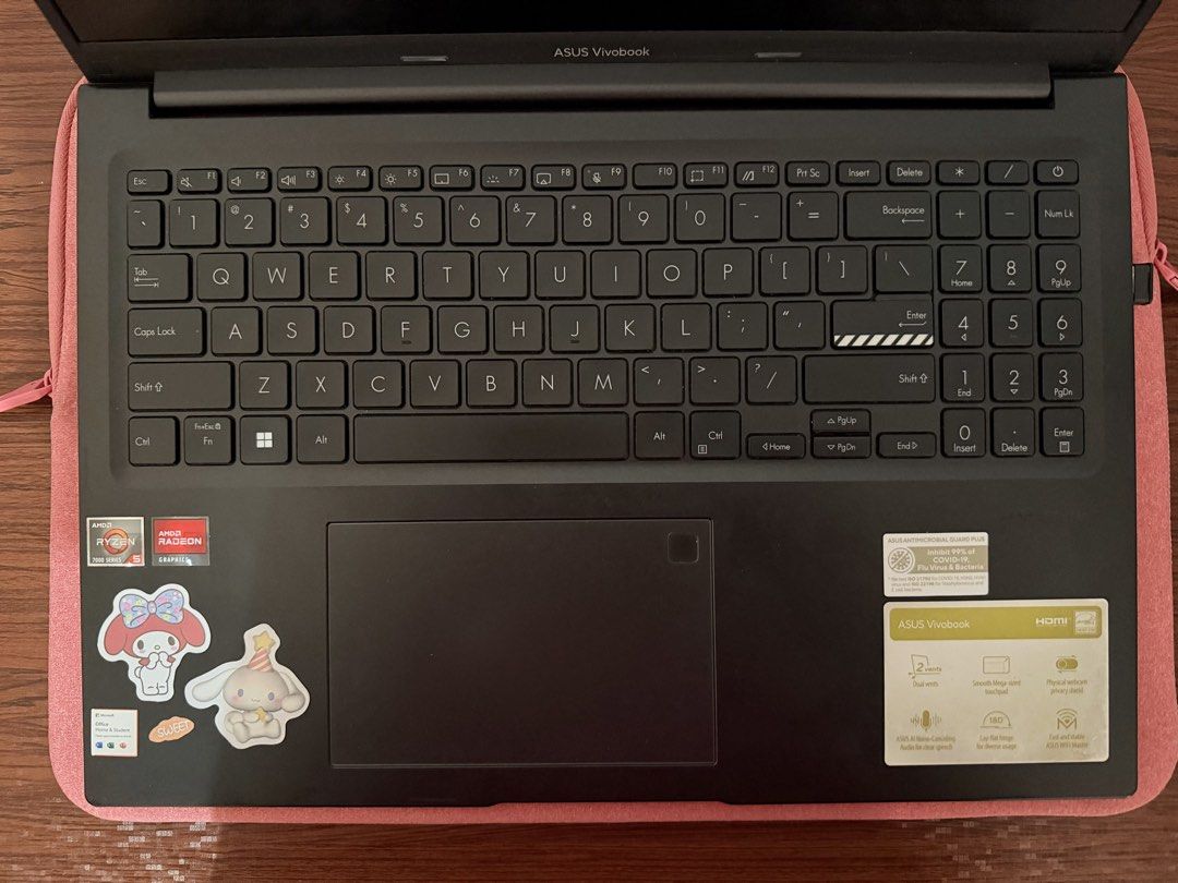 Asus Vivobook Laptop (Category: Laptops & Notebooks) located in Manila. Submitted by jssca_101025 (Listing ID 1470976997, Image 2). Description: Bought in 2024 Lady-owned No repair done All keys working Used only for internet and MS Office RFS: Got a new laptop.