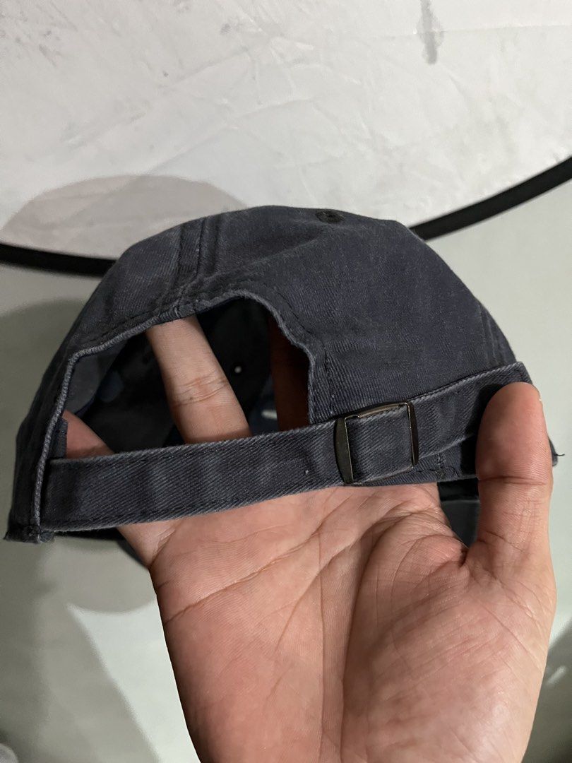 Authentic American Needle Fitted Navy Blue Script Logo Cap 🧢 | Adjustable | Brand New | Below SRP (Category: Caps & Hats) located in Manila. Submitted by oseancollective.official (Listing ID 1470998997, Image 3). Description: Keep your style clean and timeless with this American Needle cap featuring a stylish white script logo on a navy blue design! 💙 Perfect for casual outfits, everyday wear, and vintage streetwear looks. At OSean Collective, 