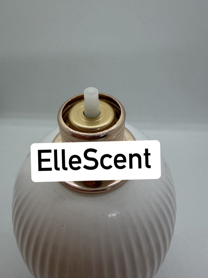 Authentic Bvlgari Magnifying Rose Essence Tester (Category: Fragrance & Deodorants) located in Mandaluyong City. Submitted by elle_scent (Listing ID 1470948560, Image 3). Description: BVLGARI ALLEGRA MAGNIFYING ROSE ESSENCE EAU DE PARFUM 40ML – TESTER ✨ Description: A luxurious and elegant rose fragrance from Bvlgari Allegra, created for those who love rich, sophisticated, and romantic floral scents. Magnifying Rose Essence is designed to enhance