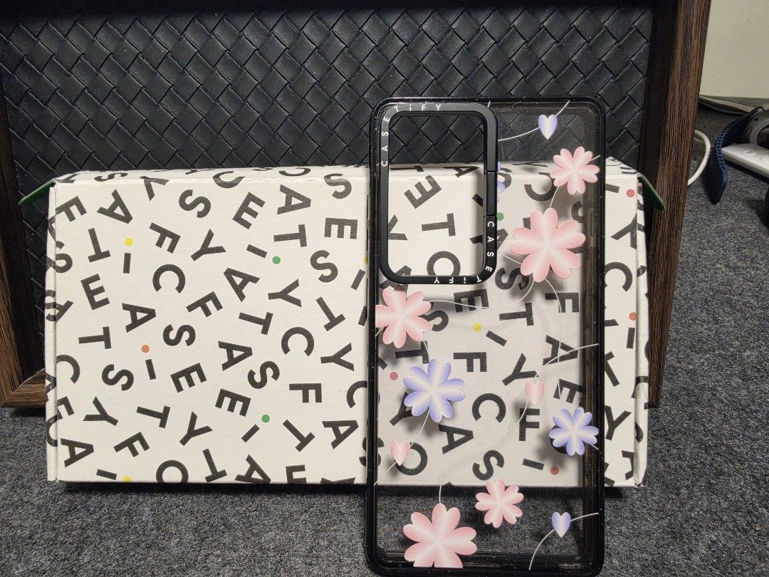 [AUTHENTIC] CASETiFY Cases for Galaxy S25 Ultra, iPhone 15, iPhone 17 (Category: Cases & Sleeves) located in Pasig City. Submitted by anaisabel26378 (Listing ID 1470988233, Image 2). Description: Clearance sale for original CASETiFY cases! Got these directly from casetify.com, and casetify store. PRICE LIST & AVAILABILITY: 1️⃣ Galaxy S25 Ultra - Blue Spring (Impact Magnetic) Status: Brand New in Box Price: 1900 2️⃣ Galaxy S25 Ultra - District: Ce