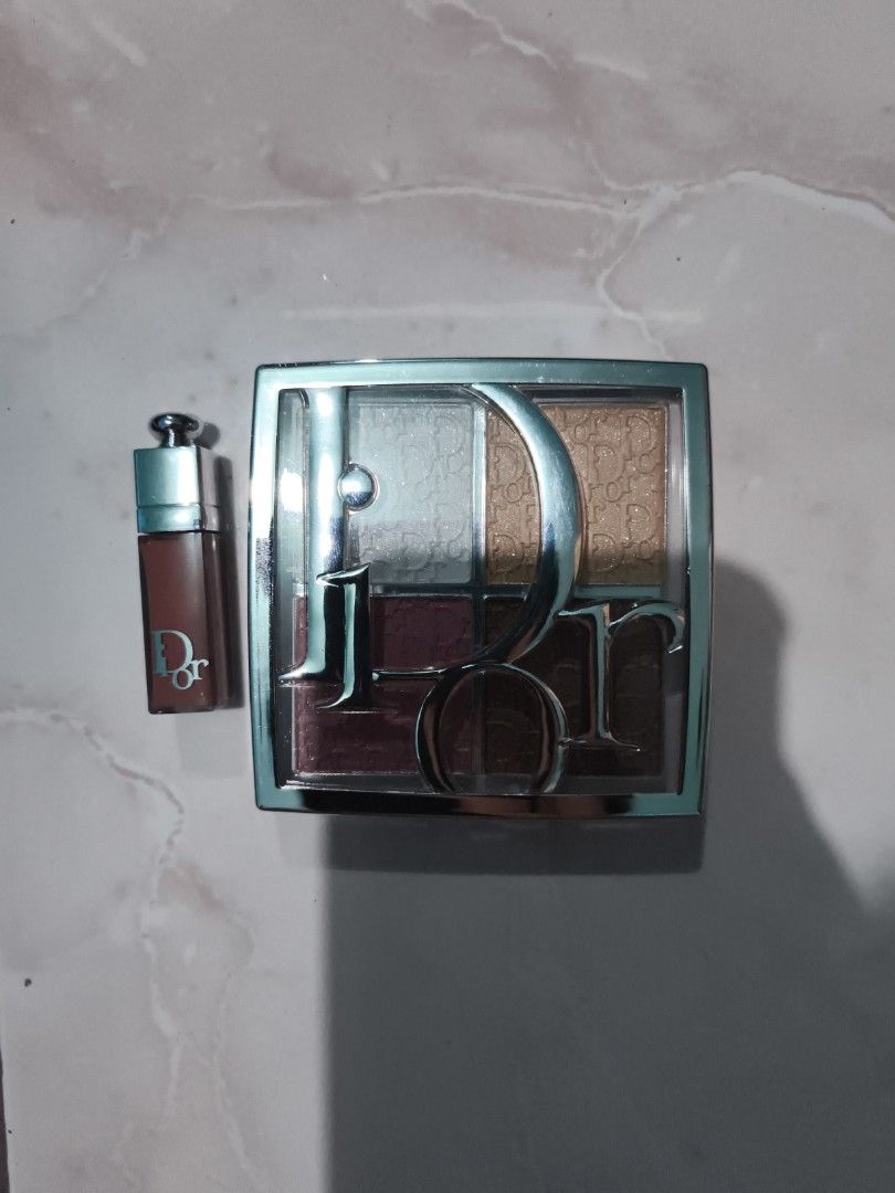 Authentic Dior highlighter w free mini lippie (Category: Makeup) located in San Pedro. Submitted by gentlelion_02f32d (Listing ID 1471015145, Image 2). Description: need funds only swatched bought in diff country.