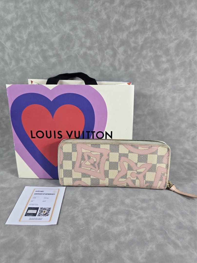 Authentic Louis Vuitton Azur Limited Ed (Category: Luxury Bags & Wallets) located in Makati City. Submitted by luxchelry (Listing ID 1471059382, Image 1). Description: Azur Limited Ed Wallet ♦️Comes with entrupy and paperbag ♦️8.8/10 ♦️Any discoloration is due to lighting only. ✨️P10000✨️ 📍Makati We accept payments thru BDO, BPI and PAYPAL. We can ship thru Grab, Lalamove, LBC and JRS Express. All items are 100% authentic. We offer money back if