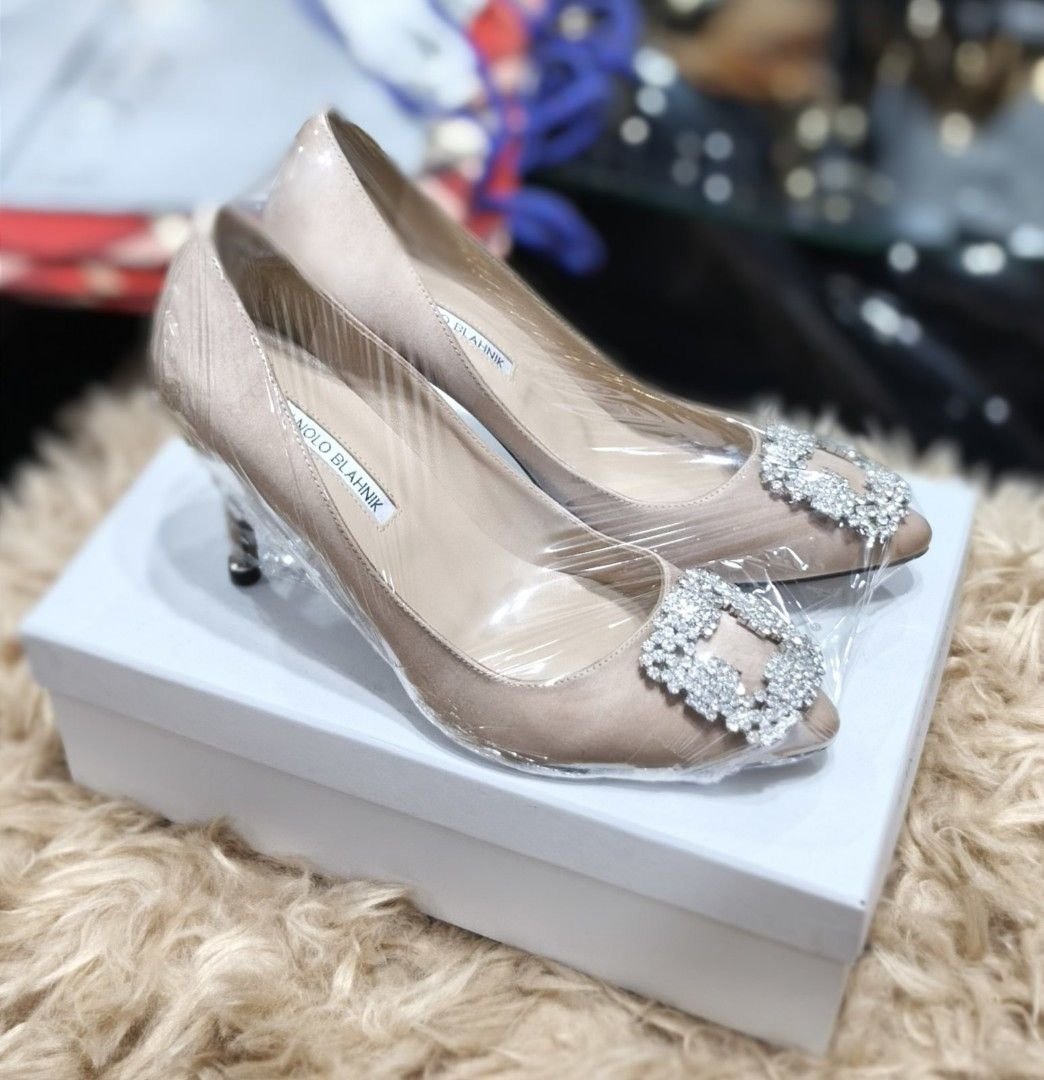 Authentic Manolo Blahnik Heels (Category: Heels) located in La Trinidad. Submitted by designerluxeshop (Listing ID 1471074632, Image 1). Description: Pre-owned Manolo Blahnik heels 👠 with authenticity document and box size 39, 💯% original, minor signs of usage, shipping is free, message us if interested, delivery is ready onhand discount is offered for cash buyer layaway is accepted 20% downpayment 80% balance payable up to 4-6months.