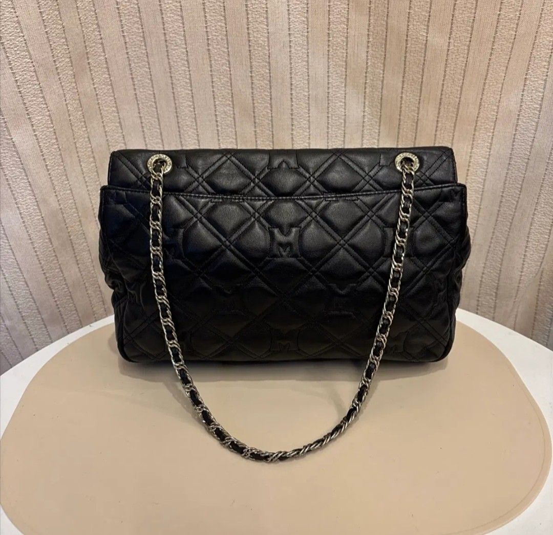 Authentic Metro City medium size like new . no issue ganda ng condition (Category: Shoulder Bags) located in Ozamiz City. Submitted by mrs.vaughn (Listing ID 1471061863, Image 3). Description: free shipping.