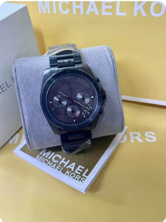 💯Authentic MK Watch for Men 🇺🇲🇺🇸 (Category: Men's Watches) located in Manila. Submitted by miunicahija06 (Listing ID 1471047932, Image 1). Description: Buy with confidence!!!🌞 🇺🇸💯authentic from US 🇺🇸 ✔️complete inclusions ✔️with warranty ✔️pawnable watch ✔️can bring to any watch center for authenticity check ⌚Money back if proven fake⌚ 🌤️RESELLERS ARE WELCOME🙋 DISCLAIMER: miunicahija06 is not affiliated with any of the brands posted 