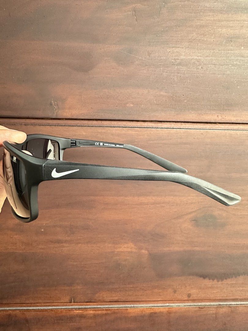 Authentic Nike Sunglasses (Category: Sunglasses & Eyewear) located in Quezon City. Submitted by nej_20 (Listing ID 1470988928, Image 2). Description: Original Sunglasses 💯 Brandnew 💯 Fixed Price ‼️ It comes in a ziplock bag with a leaflet included. What you see is what you get. 📍 Quezon City.