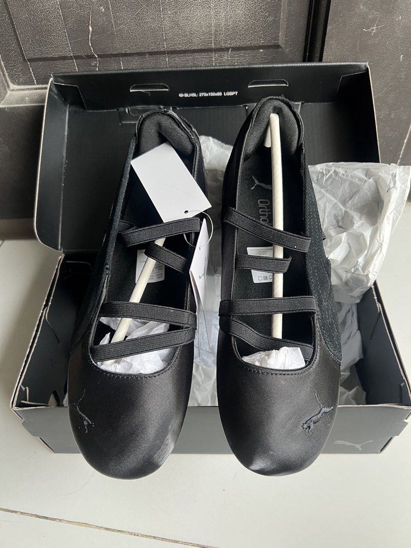 Authentic Puma Speedcat Ballet Satin (Category: Sneakers) located in Las Pinas. Submitted by ohnaya_ (Listing ID 1470939653, Image 2). Description: Puma Speedcat Ballet Satin Color: Black-cool dark gray Size: 24cm Korea bought ₽3,990 📍Las Piñas .