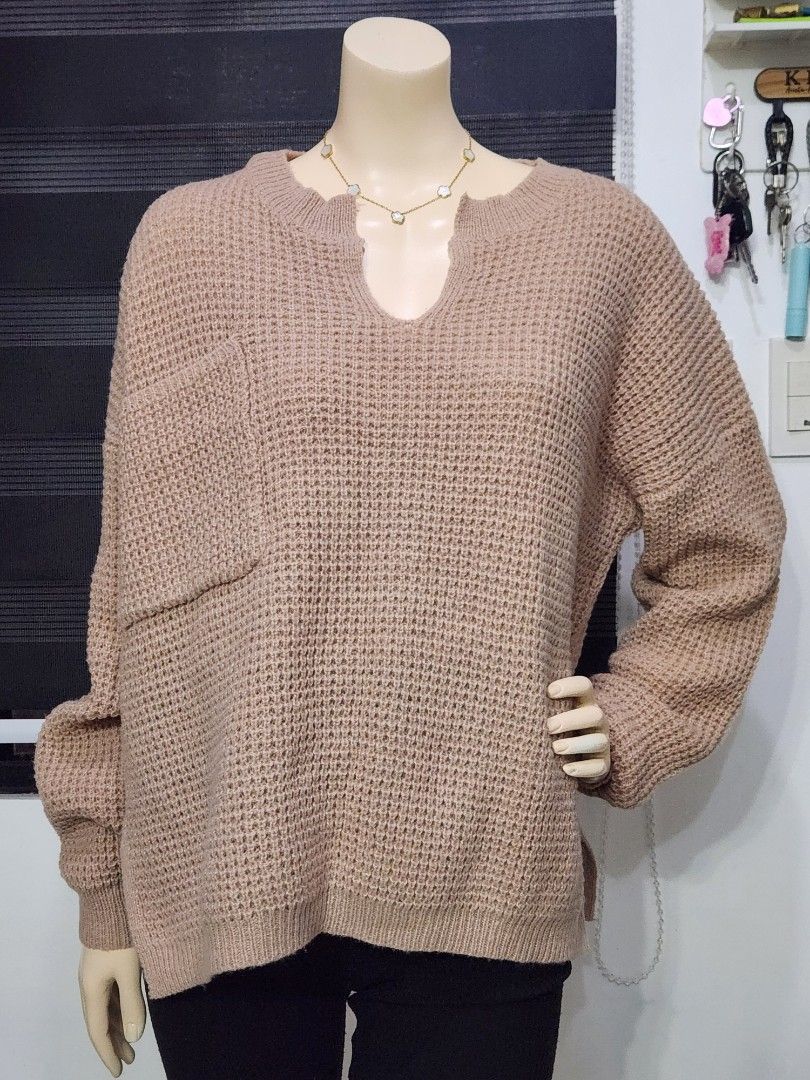 B-4 Cozy Beige Waffle-Knit Sweater ✨ (Category: Coats, Jackets and Outerwear) located in Tanza. Submitted by wearitagainph (Listing ID 1471015532, Image 2). Description: Relaxed, comfortable, and chic! Features a notched split neckline, waffle knit texture, and a handy front patch pocket—perfect for effortless everyday style. * Bust: 52" * Length: 23" * Color: Beige / Taupe * Condition: Excellent DM to order or inquire!.