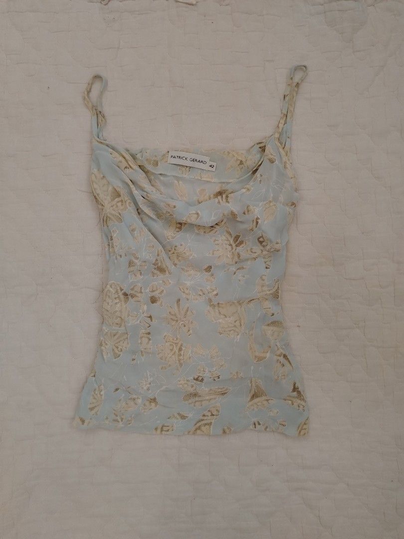 Baby blue cowl neck camisole (Category: Sleeveless) located in Panabo. Submitted by _elfiethreads (Listing ID 1471058239, Image 1). Description: Small-med No flaws.