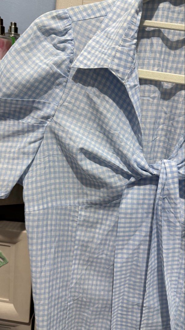 Baby blue Gingham Bow Tie Top (Category: Blouses) located in Quezon City. Submitted by dinesaur (Listing ID 1471079574, Image 2). Description: S-M.