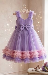 (Category: ) located in . Submitted by zavrias_closet. (Listing ID 1467870361, Image 1). Description: .