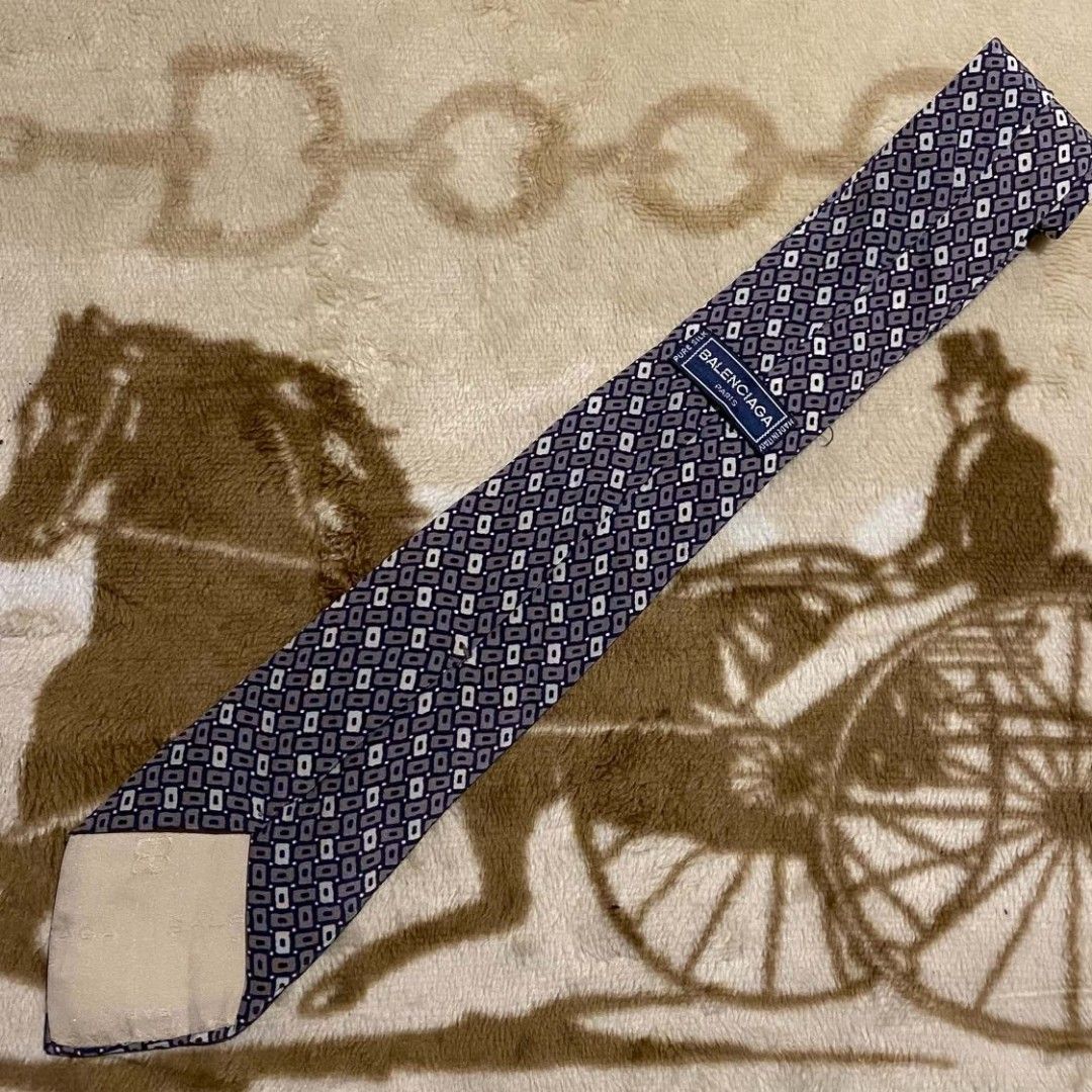 Balenciaga Nekctie (Category: Ties) located in Manila. Submitted by bidgeyow20688 (Listing ID 1471091363, Image 1). Description: excellent condition no issue parañaque loc jnt or lalamove.