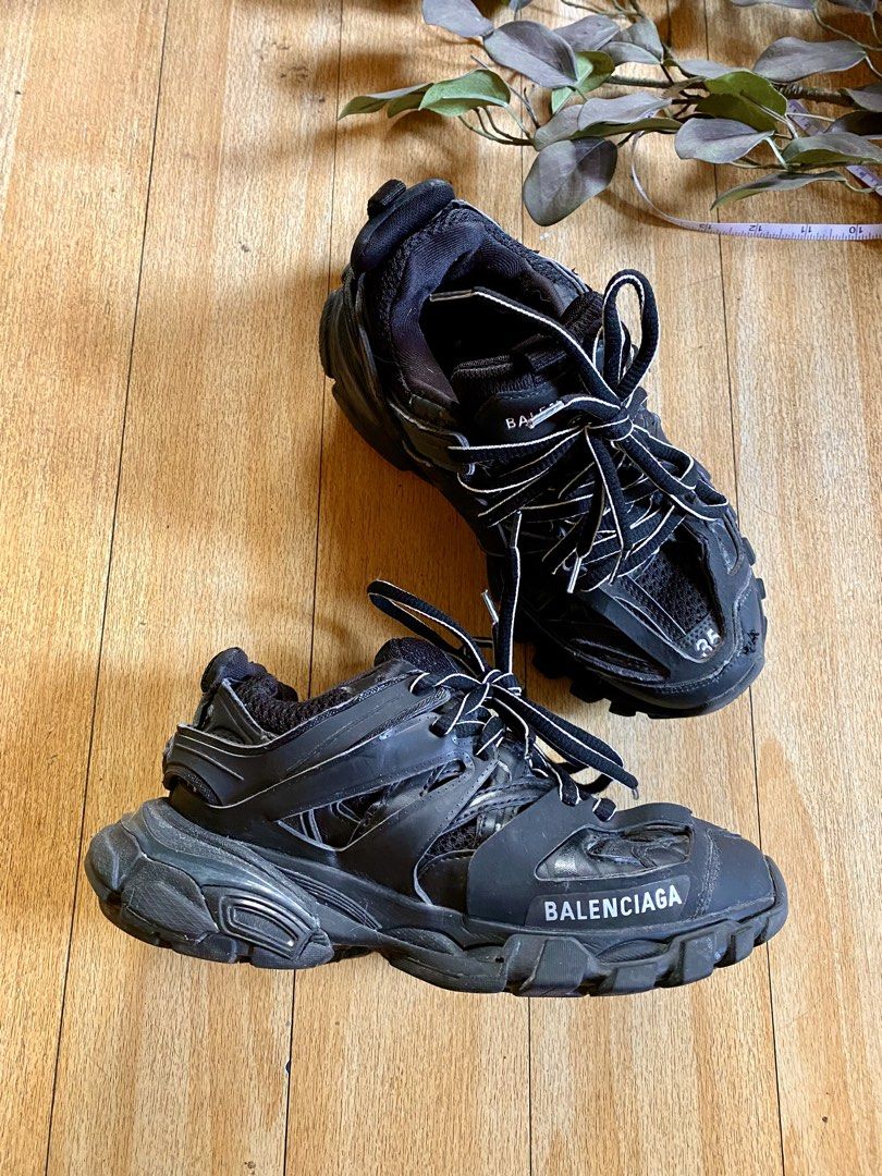 Balenciaga Track Sneakers Size 35 (Category: Sneakers) located in Baguio. Submitted by vintagefox (Listing ID 1471010231, Image 2). Description: Black Balenciaga track sneakers size 35 freebie balenciaga triple S (with flaws).