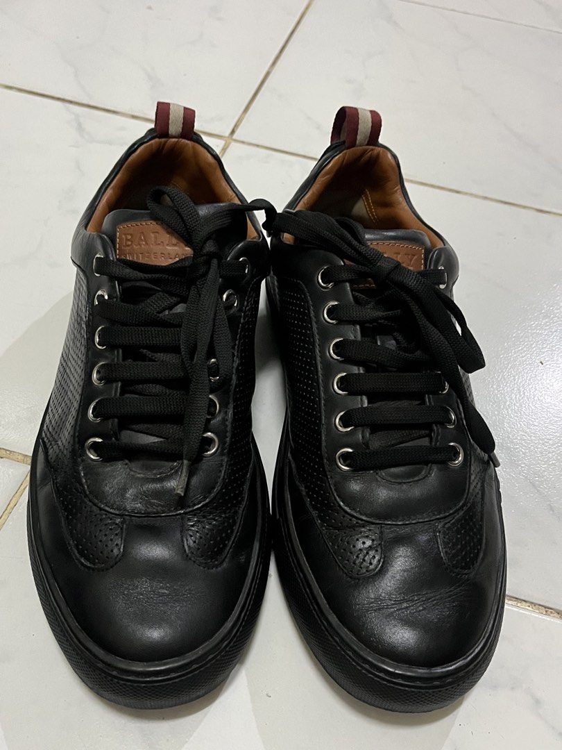 bally sneakers (Category: Sneakers & Footwear) located in Muntinlupa City. Submitted by buymothriftko (Listing ID 1471065303, Image 2). Description: bally sneakers size:8 1/2D xcellent condition authentic.
