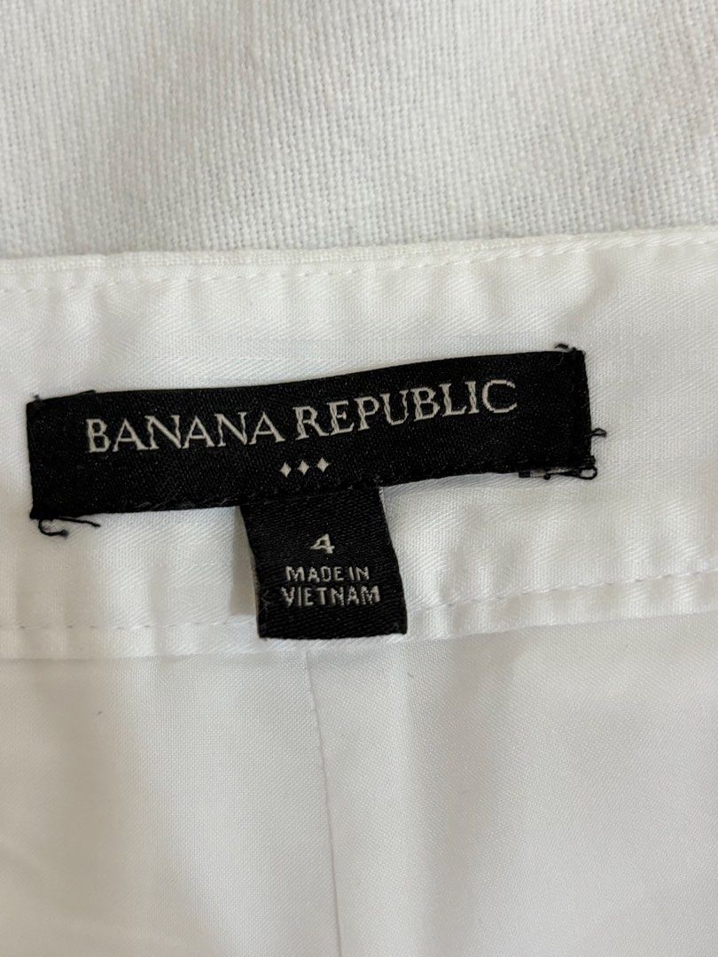 Banana Republic White Linen Pants (Category: Other Bottoms) located in Apalit. Submitted by minimaliztcloset (Listing ID 1470973705, Image 3). Description: Location: Angeles Pampanga.