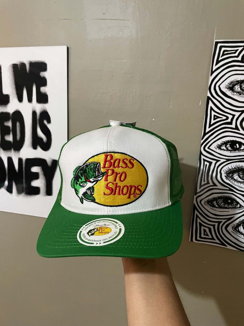 BASSPRO TRUCKER CAP GREEN (Category: Caps & Hats) located in Davao. Submitted by ai_stuffs (Listing ID 1471077336, Image 1). Description: GOOD CONDITION NO ISSUE BNEW.