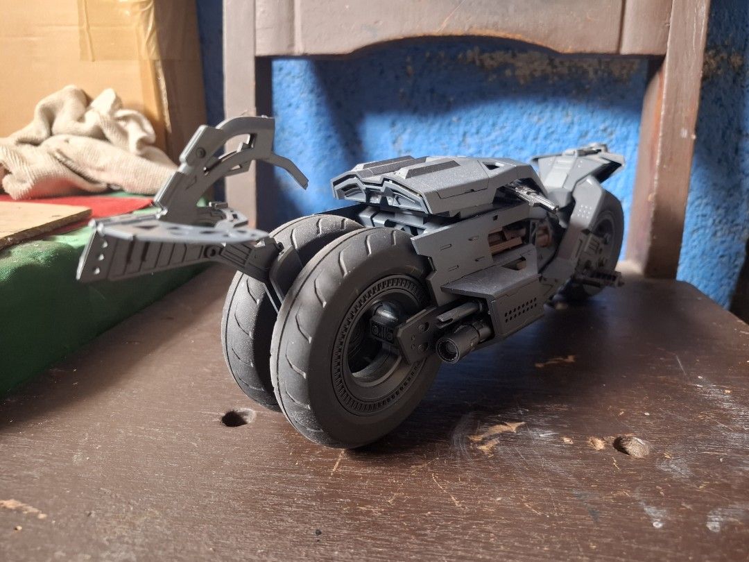 Batcycle (Category: Action & Battle Toys) located in Manila. Submitted by rhonnie1925 (Listing ID 1470942754, Image 3). Description: Modoking Batcycle from the flash movie For 1/12 scale figz As is No issue 2000.