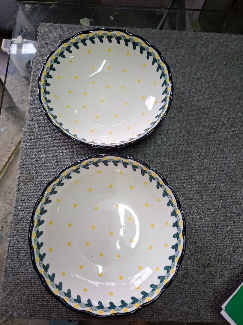 Bella maison bowls (Category: Other Kitchenware & Tableware) located in Quezon City. Submitted by sabadojuliet25680 (Listing ID 1470977755, Image 1). Description: Bella maison bowls blue and yellow floral pattern all goods no issue no chips 2pcs available.