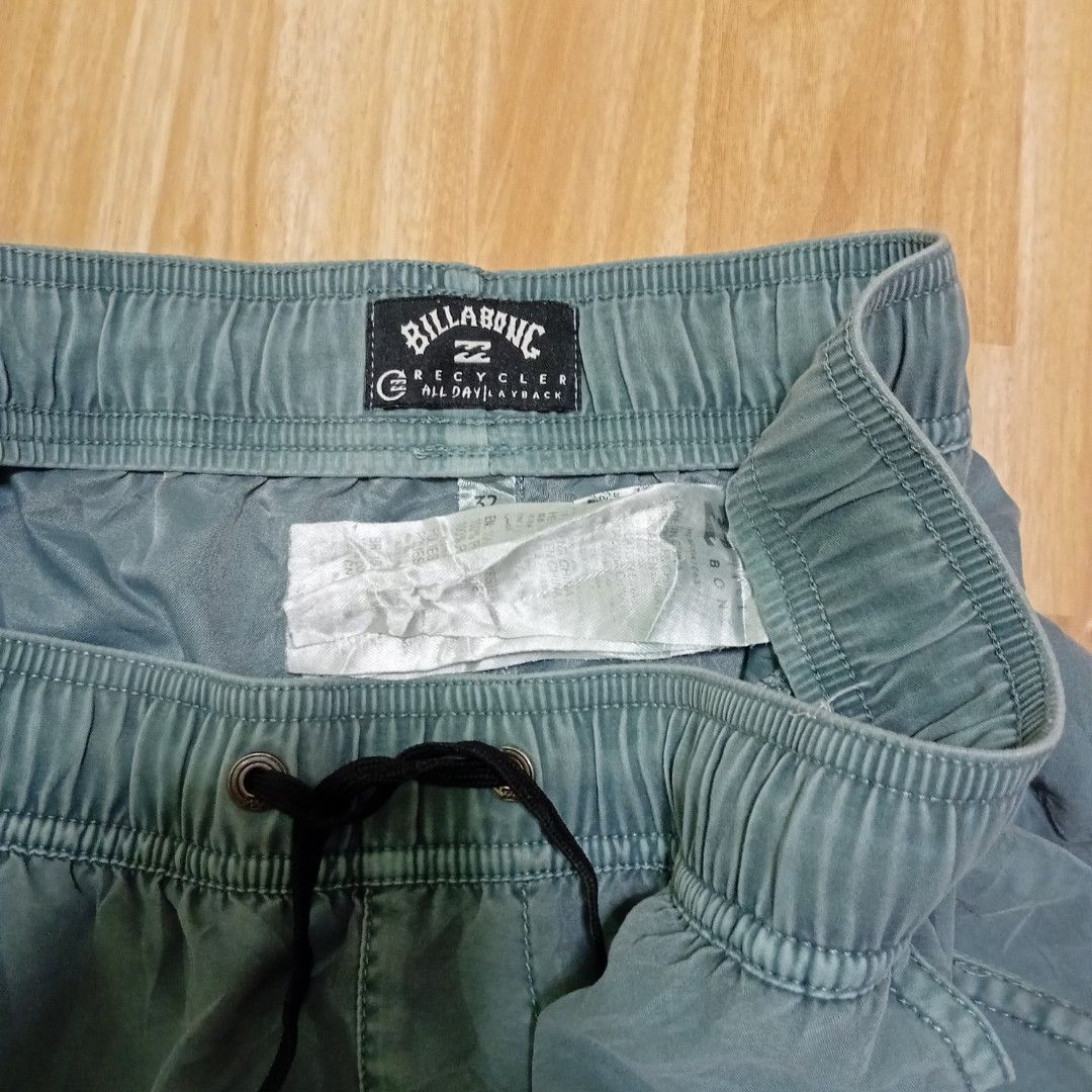 BILLABONG BOARDSHORTS (Category: Shorts) located in Lingayen. Submitted by prince-cacatian (Listing ID 1471062164, Image 3). Description: Size: 32 Dimes: W32-38 L17 Good condition No issue Color rate 9.8-10.
