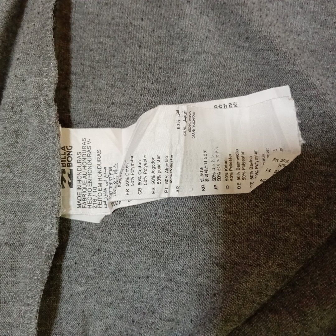 BILLABONG TSHIRT (Category: Activewear) located in Lingayen. Submitted by prince-cacatian (Listing ID 1471063064, Image 3). Description: Dimes: W20 L26 Good condition No issue Color rate 9.5-10.
