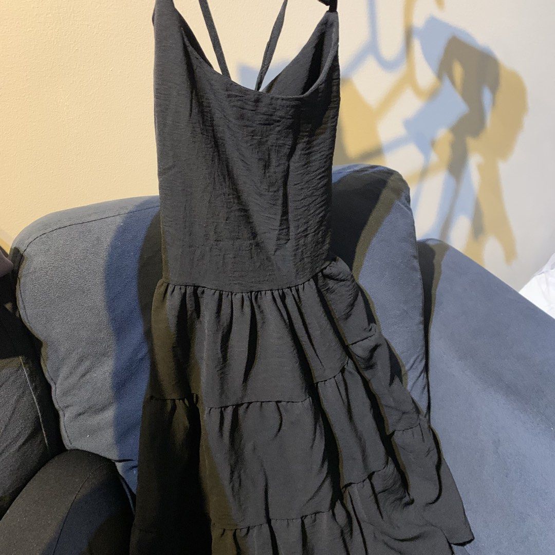 Black Dress (Category: Dresses) located in Pasay City. Submitted by xoxoblair (Listing ID 1471021753, Image 2). Description: With Tags.