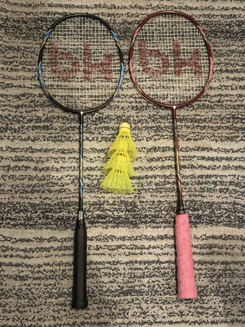 Black Knight Mad Max Badminton Racket (Category: Racket and Ball Sports) located in Manila. Submitted by joshdavid9923 (Listing ID 1471060193, Image 1). Description: - Set of 2 Black Knight Mad Max V25 badminton rackets - Ready to play with pre-strung nets and wrapped handles -Bags come with 3 yellow shuttlecocks - Ideal bundle for recreational play or practice -Used only twice - Bundle for 2,000 pesos only RFS: No longer time to play.