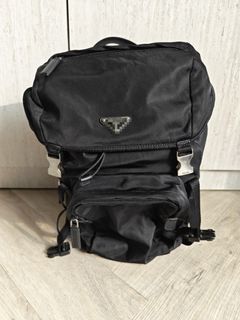 (Category: ) located in . Submitted by inlovewithbags (Listing ID 1471015743, Image 1). Description: .
