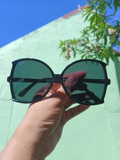 (Category: ) located in . Submitted by amara_apparel (Listing ID 1471112521, Image 1). Description: .
