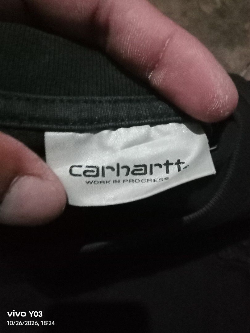 Black T-Shirt with Chest Logo (Category: Tshirts & Polo Shirts ) located in Cabuyao City. Submitted by blake657 (Listing ID 1471055037, Image 3). Description: - Color: Classic Black - Fit: Relaxed fit with short sleeves and crew neck - Details: Chic small square patch logo embroidered on the left chest - Material: Ultra-soft, breathable cotton fabric - Styling: Perfect for pairing with jeans or shorts for everyday casual looks - Condition: Brand 