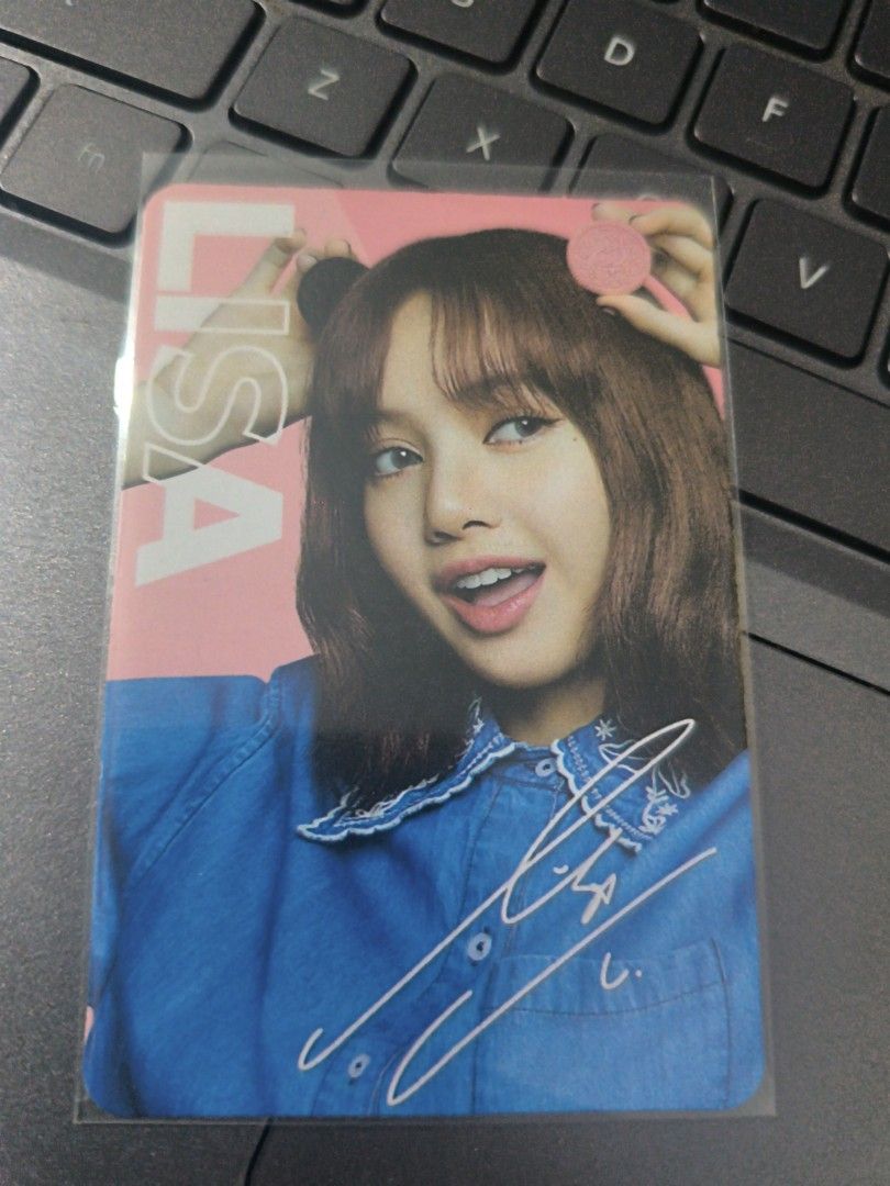 BLACKPINK Lisa Oreo photocard (Category: K-Wave Merchandise) located in Mandaluyong City. Submitted by astilcart (Listing ID 1470959957, Image 1). Description: - Mint condi - FREE PF.