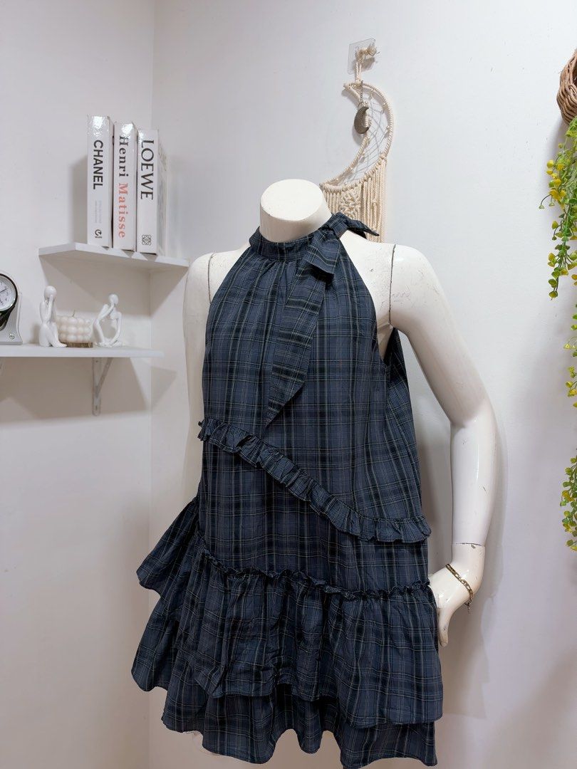Blue Checkered Layered Halter Dress L8 (Category: Dresses) located in Manila. Submitted by chloereicapsule (Listing ID 1471087147, Image 3). Description: M-L size(width:38” length:33”)thick cotton fabric, zipper back, with ribbon neck, color rate 10/10 pm for other inquiries .