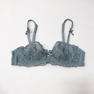 (Category: ) located in . Submitted by k_intimates (Listing ID 1471102439, Image 1). Description: .