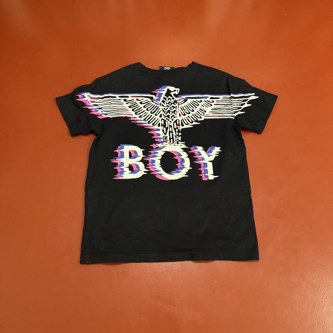BOY LONDON BIG LOGO SHIRT (Category: Tshirts & Polo Shirts ) located in Pasig City. Submitted by buzzthrifty (Listing ID 1471004954, Image 2). Description: SIZE M-L EXCELLENT CONDITION .