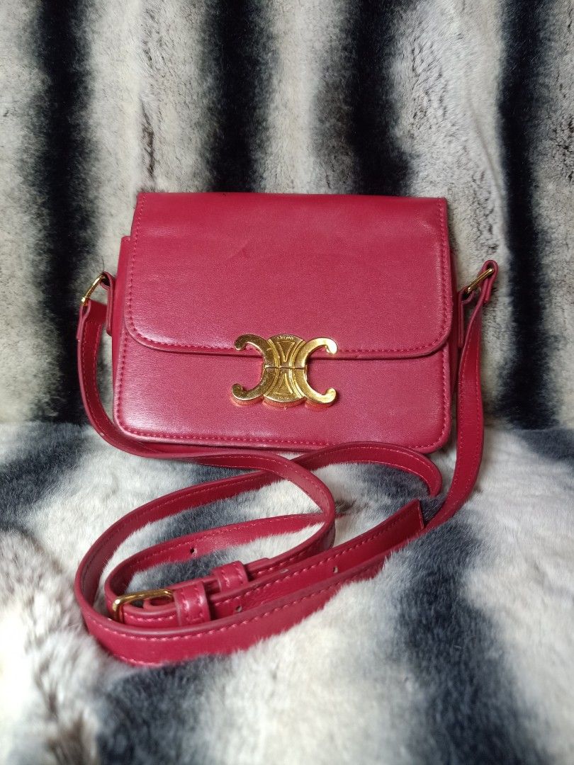 Branded bags (Category: Luxury Bags & Wallets) located in Iloilo. Submitted by ukaynizoee (Listing ID 1471062852, Image 2). Description: PRE-LOVED BUT WELL-LOVED 🇯🇵 JAPAN&KOREA🇰🇷 SOURCED UKAY-UKAY ITEMS 📌 AUTHENTICITY DISCLAIMER Since our items are sourced from ukay-ukay, we cannot guarantee the authenticity of branded items. However, we highly recommend them for their style and value. 📦 PH ON HAND — READY TO SHIP 💰 MINE NOW, PAY NOW ☑️ Pa